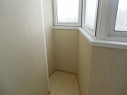 Остекление с отделкой в доме П-44 (балкон сапожок) - фото 1